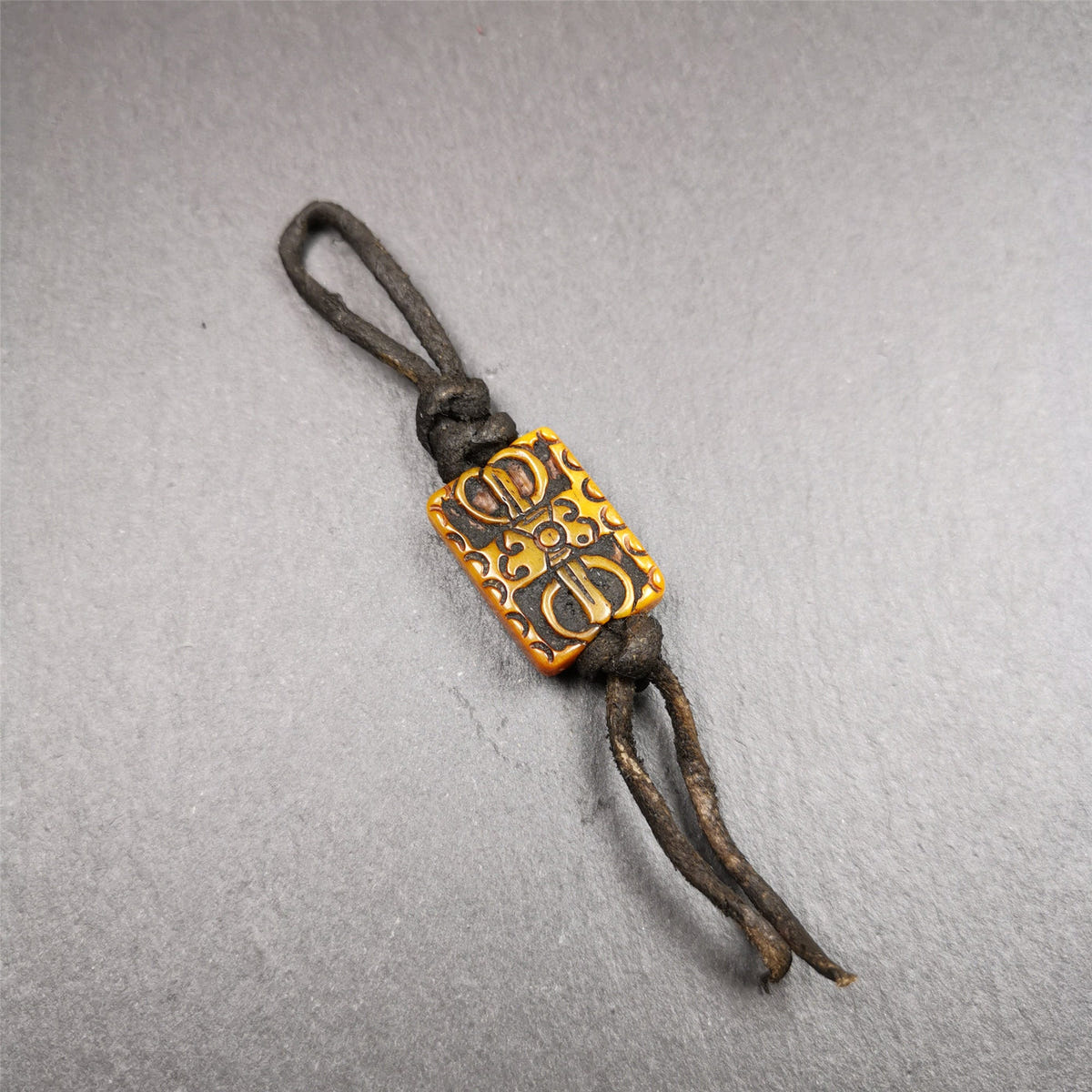 Bone Carved Vajra 0.83" - Tibetan Buddhist vajra, view 6