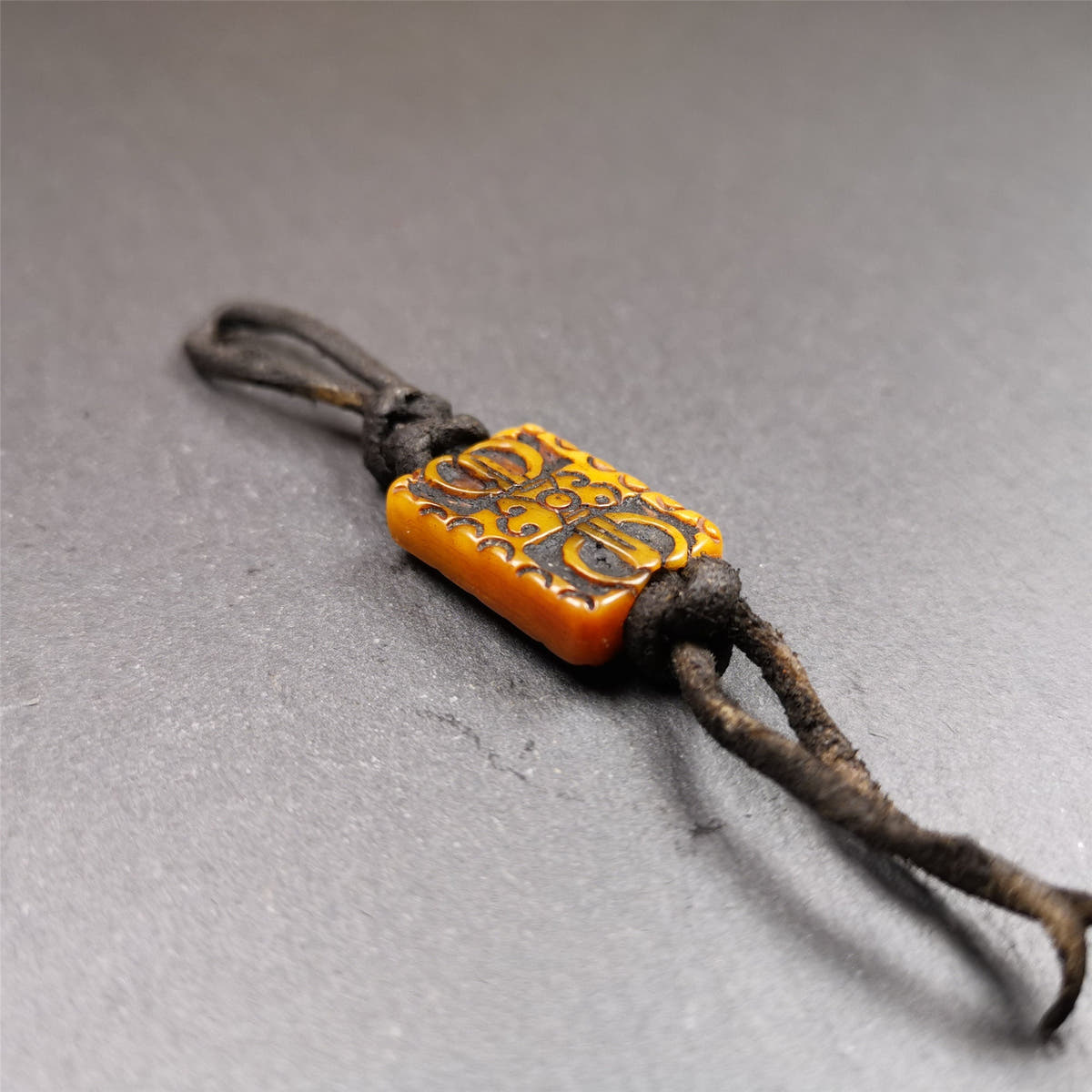 Bone Carved Vajra 0.83" - Tibetan Buddhist vajra, view 7