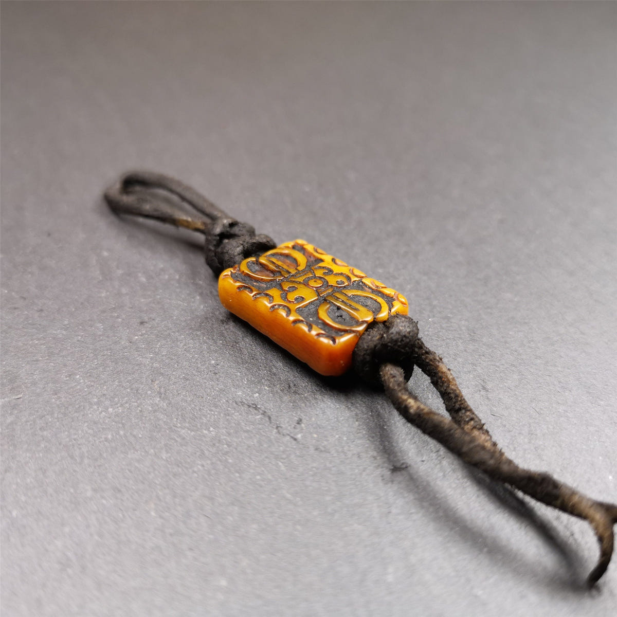 Bone Carved Vajra 0.83" - Tibetan Buddhist vajra, view 7