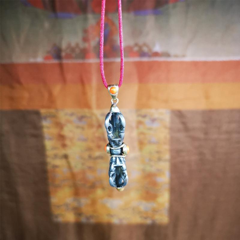 Five-pronged Vajra Necklace 1.77" - Tibetan Buddhist bead necklace, view 8
