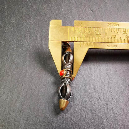 Five-pronged Vajra Necklace 1.96" - Tibetan Buddhist bead necklace, size reference