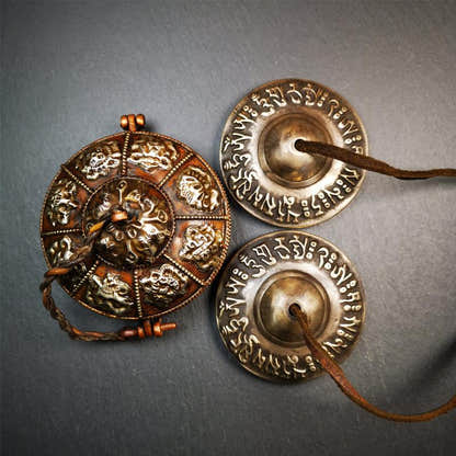 Bronze Tingsha Set - OM Mantra - 2.9" - Tibetan Buddhist art, detailed view