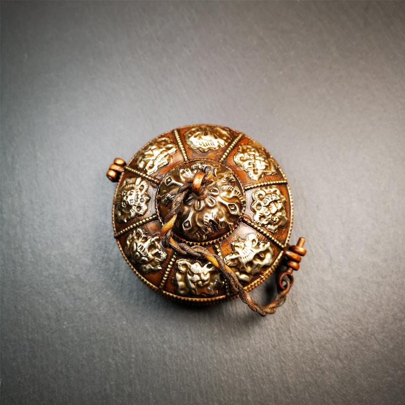 Astamangal Tingsha case - 3.15" - Tibetan Buddhist art, close-up detail