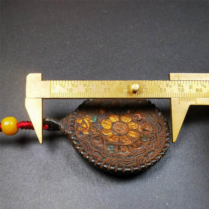 Troma Nagmo Melong 2.2" - Tibetan Buddhist art, size reference