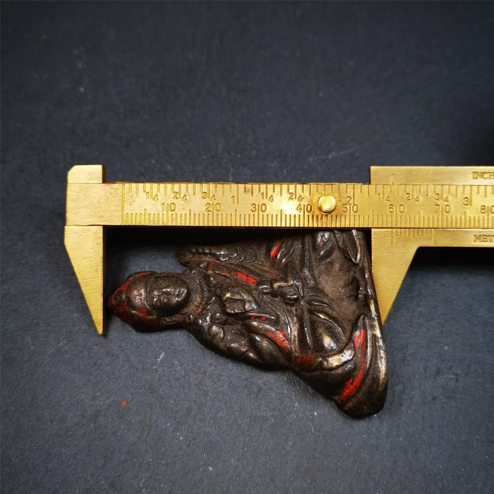 Guru Rinpoche 2.36" - Tibetan Buddhist art, size reference