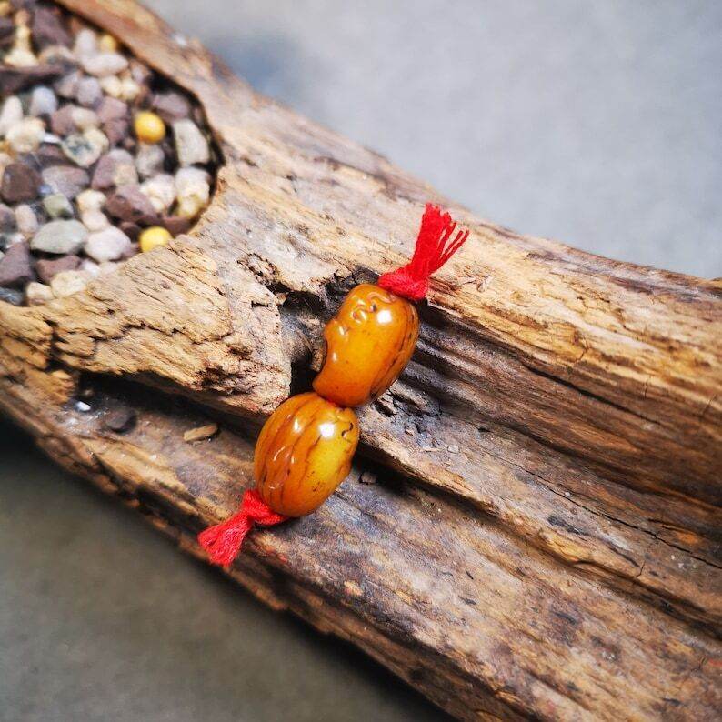 Yak Bone Carved Skull Citipati Beads for Prayer Beads,Mala - Tibetan Buddhist mala beads, close-up detail