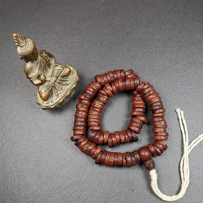 Old Bodhi Seed Mala 0.55" - Tibetan Buddhist mala beads, detailed view