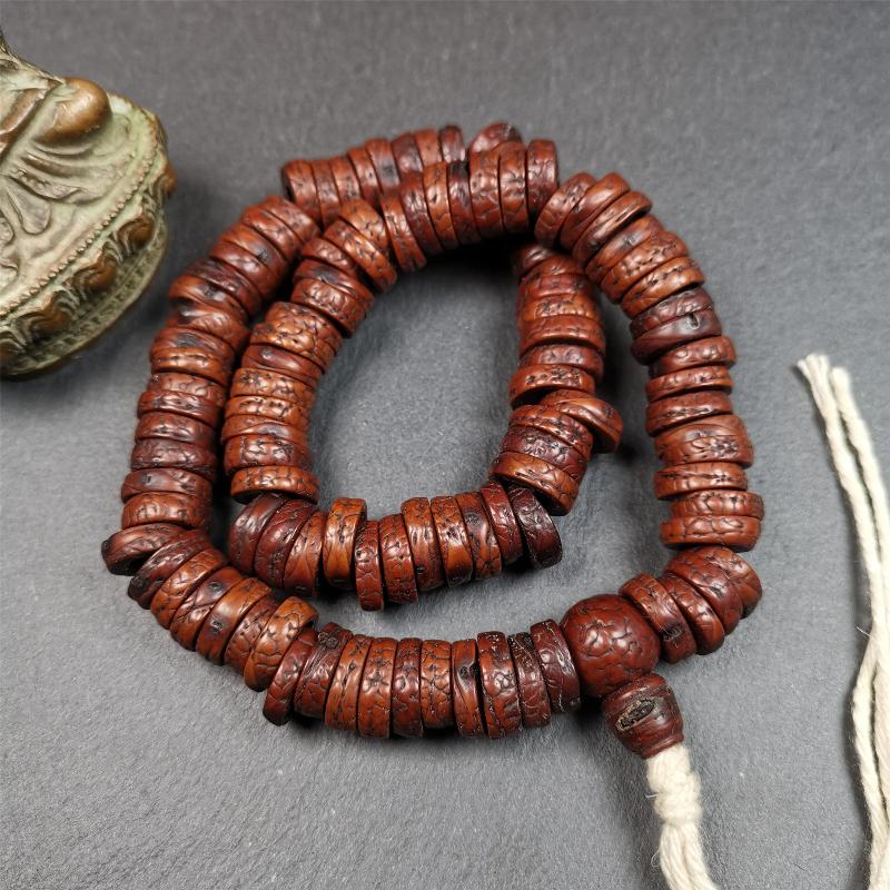 Old Bodhi Seed Mala 0.55" - Tibetan Buddhist mala beads, front view