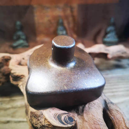 Chenrezig,Four Armed Padmapani Tsa Tsa Mold - Tibetan tsa tsa mold, detailed view