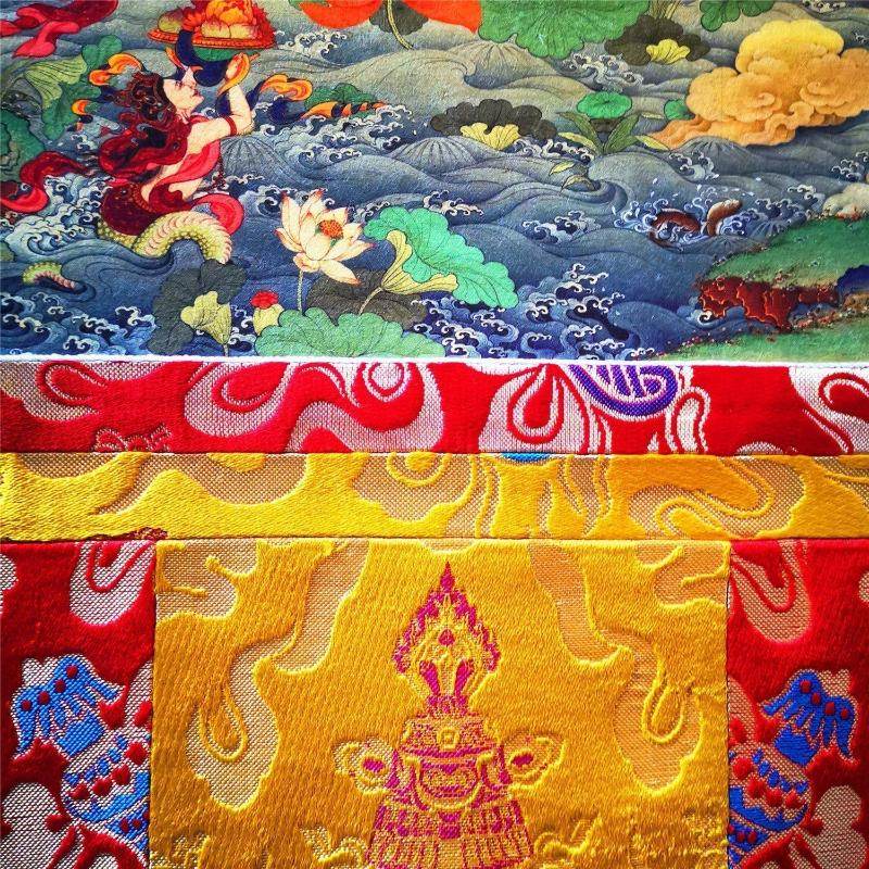 Usnisa Sitatapatra - Great White Parasol - Tibetan thangka painting, view 11