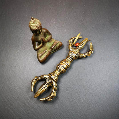 Unique Flat Vajra 6.3" - Tibetan Buddhist vajra, detailed view