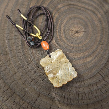 Kapala Amulet Pendant - Conch Shell - Tibetan Buddhist amulet, detailed view