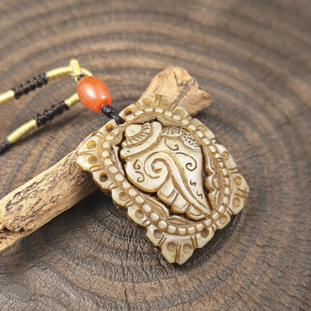Kapala Amulet Pendant - Conch Shell - Tibetan Buddhist amulet, view 8