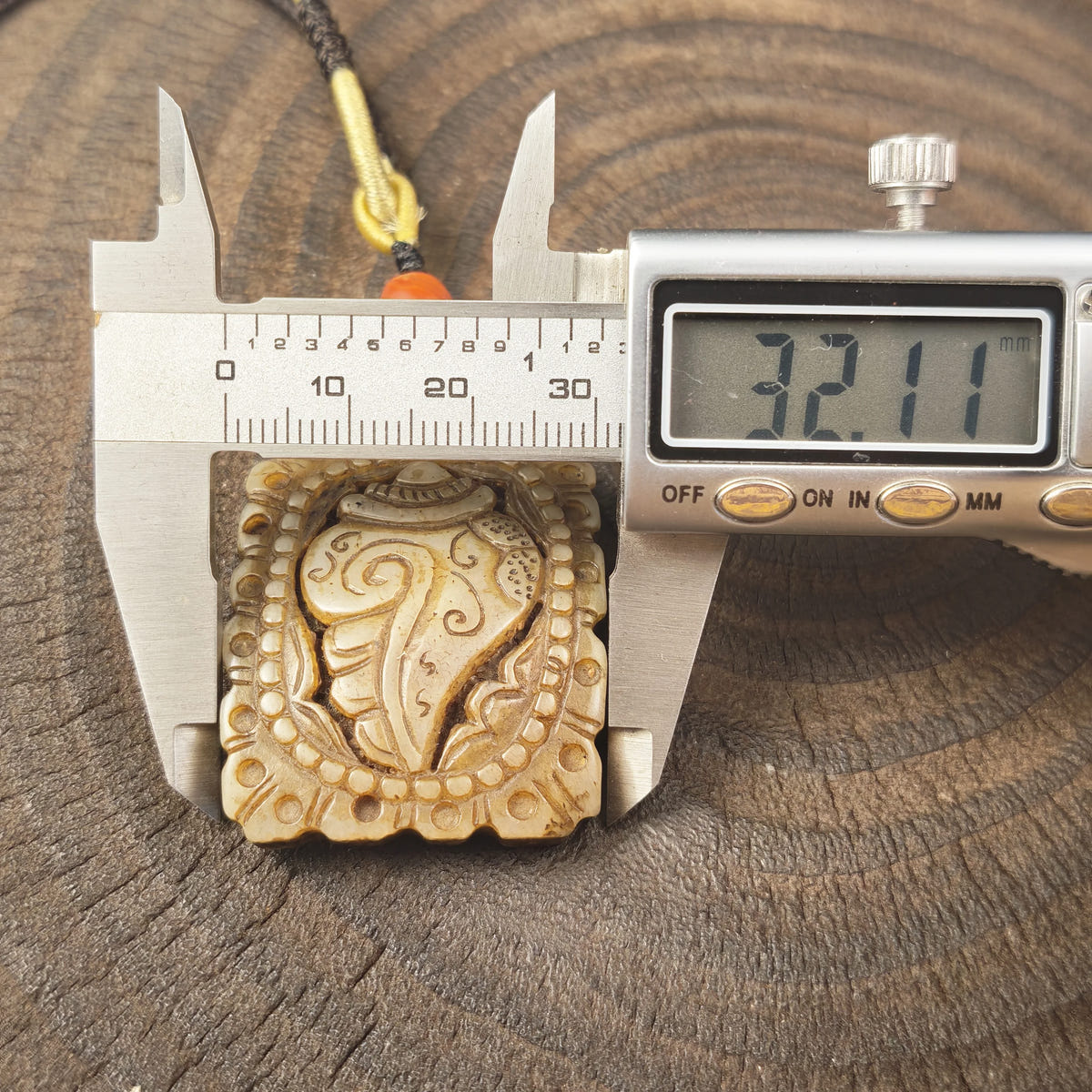 Kapala Amulet Pendant - Conch Shell - Tibetan Buddhist amulet, view 10