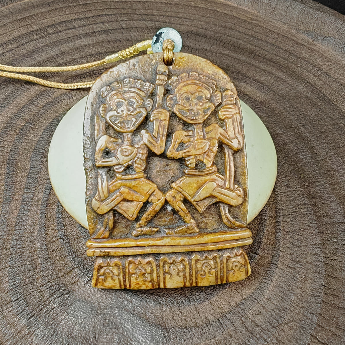 amulet Garuda - Tibetan Buddhist amulet, view 4