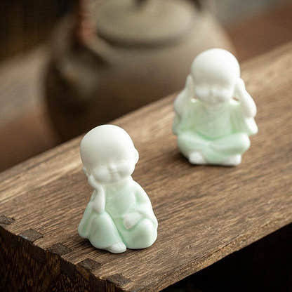Ceramic Meditation Buddha Statue - Tibetan Buddhist statue, detailed view