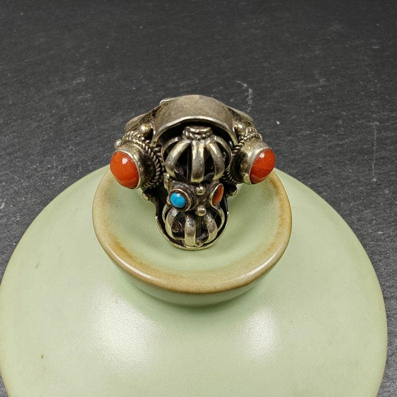 Silver Ring - Tibetan Buddhist vajra, view 7