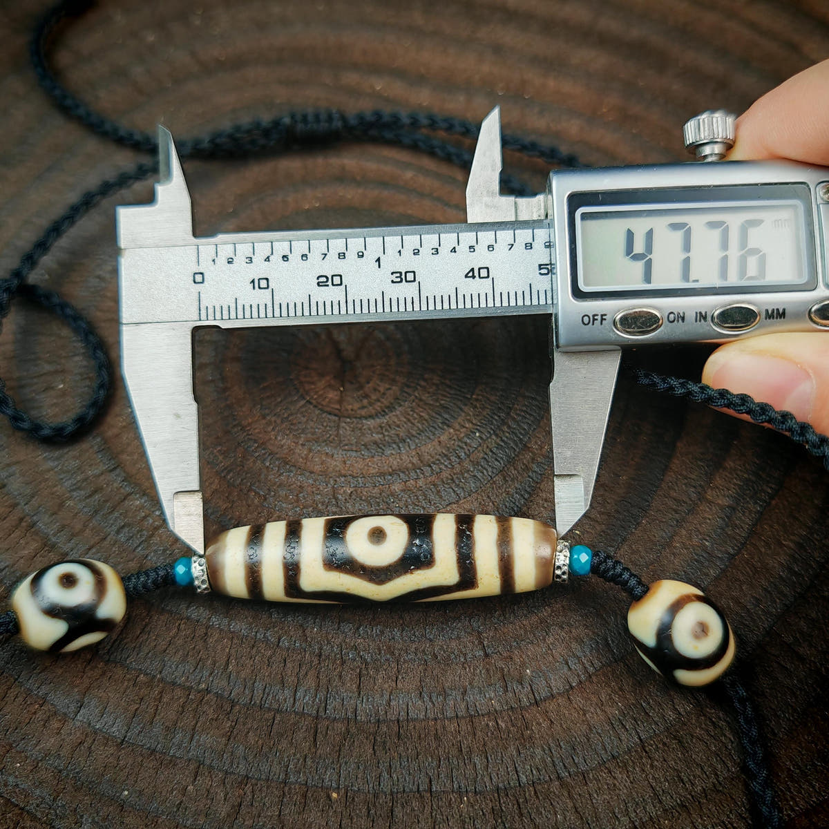 Vintage 3 Eyes Dzi Bead Necklace | Tibetan Jewelry | Protection Charm for Health, Success and Lucky | Spiritual Gift | 48*12mm
