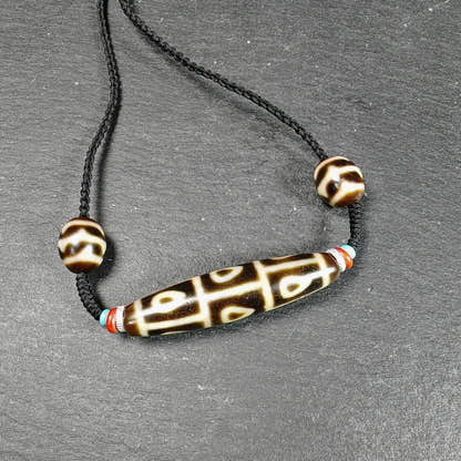 Vintage 9 Eyes Bodhi Dzi Bead Necklace - Tibetan Buddhist bead necklace, detailed view