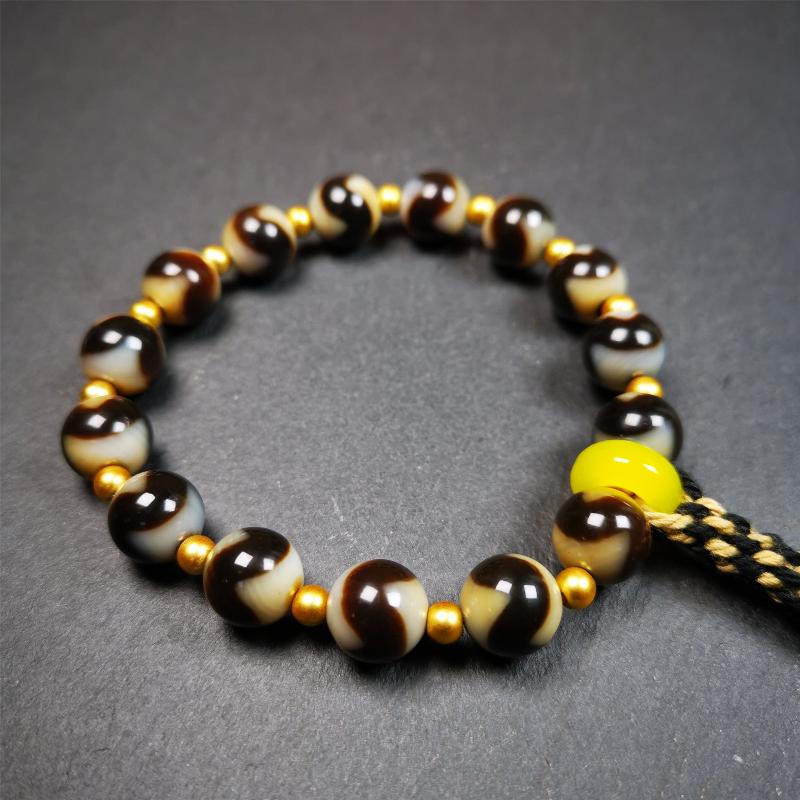 Tiger Tooth Dzi Bead Bracelet 0.4" / 8.7" - Tibetan Buddhist bead necklace, view 4