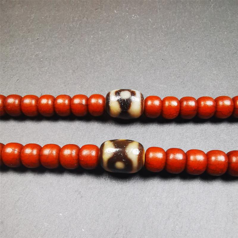 1 Pair of Mandala 3 Eyes Dzi Beads 0.47" - Tibetan dzi bead, view 5