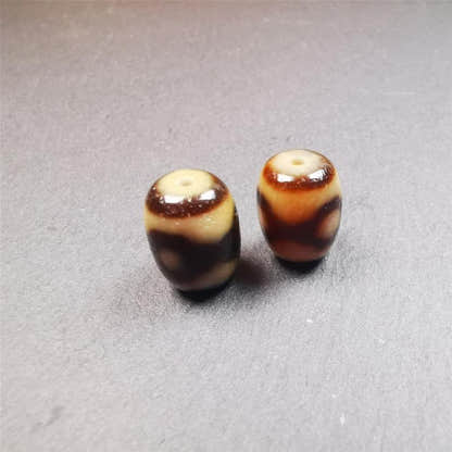 1 Pair of Mandala 3 Eyes Dzi Beads 0.47" - Tibetan dzi bead, view 6