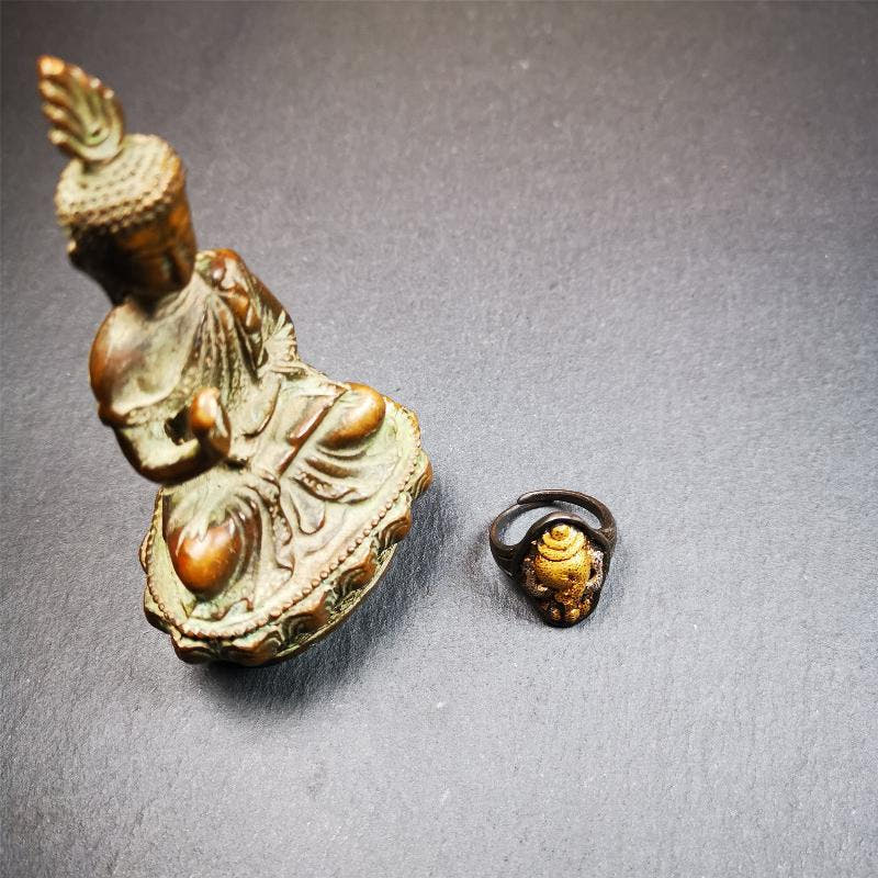 Gold Shankha Conch Ring 0.87" - Tibetan Buddhist art, view 4