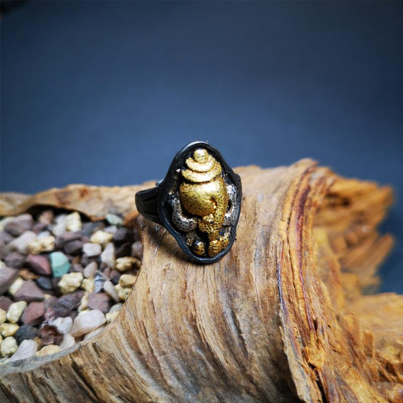 Gold Shankha Conch Ring 0.87" - Tibetan Buddhist art, view 5