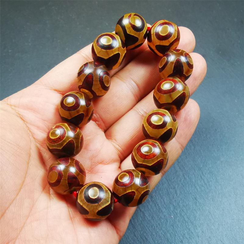 3 Eyes Dzi Bead Bracelet 0.63" - Tibetan dzi bead, view 9