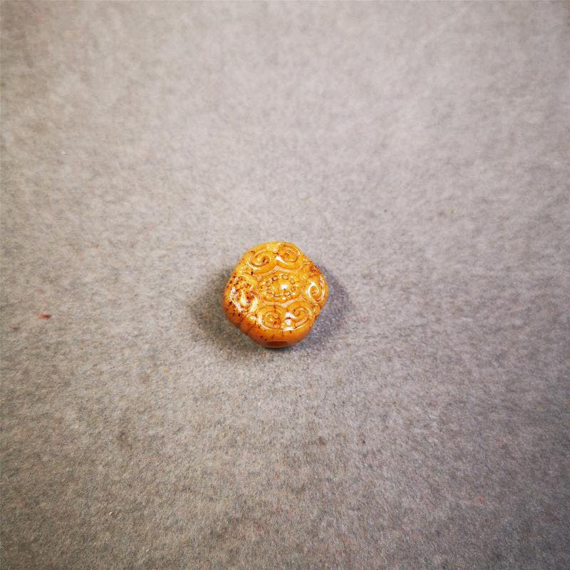 Lucky Knot Bead Amulet 0.63" - Tibetan Buddhist amulet, view 6