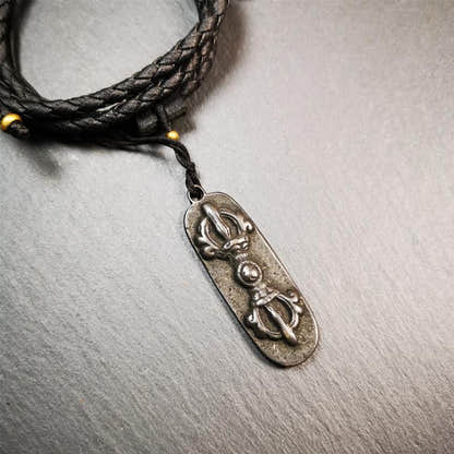 Vajra Pendant 1.96" - Tibetan Buddhist vajra, detailed view