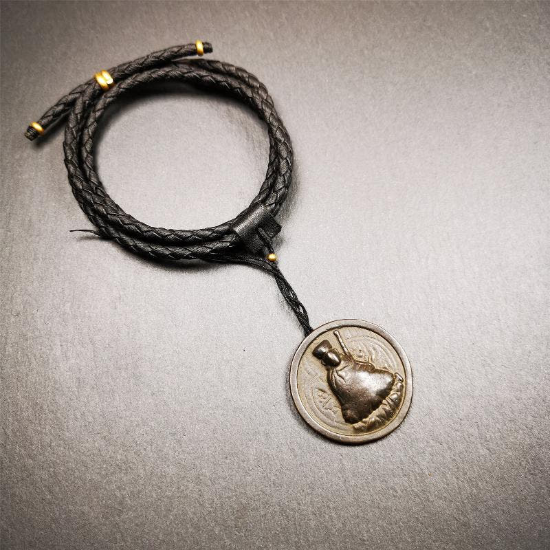Guru Rinpoche Pendant 1.4" - Tibetan Buddhist art, view 9