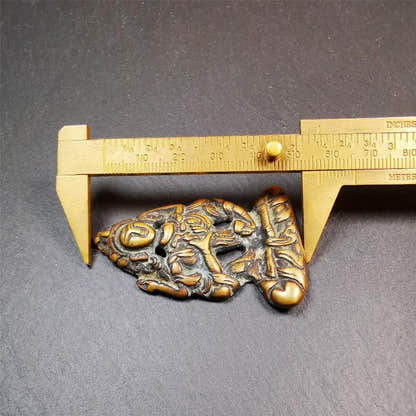 Vajrasatva,2.24" - Tibetan Buddhist vajra, size reference