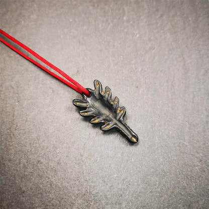 Obsidian Scorpion Amulet 1.38" - Tibetan Buddhist amulet, view 6
