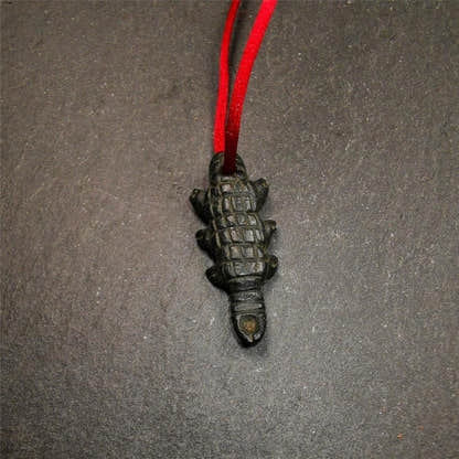 Obsidian Scorpion Amulet 1.26" - Tibetan Buddhist amulet, view 6