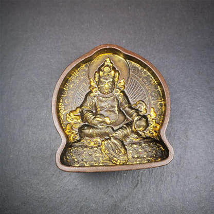 Yelllow Jambhala Tsa Tsa Mold - Tibetan tsa tsa mold, detailed view
