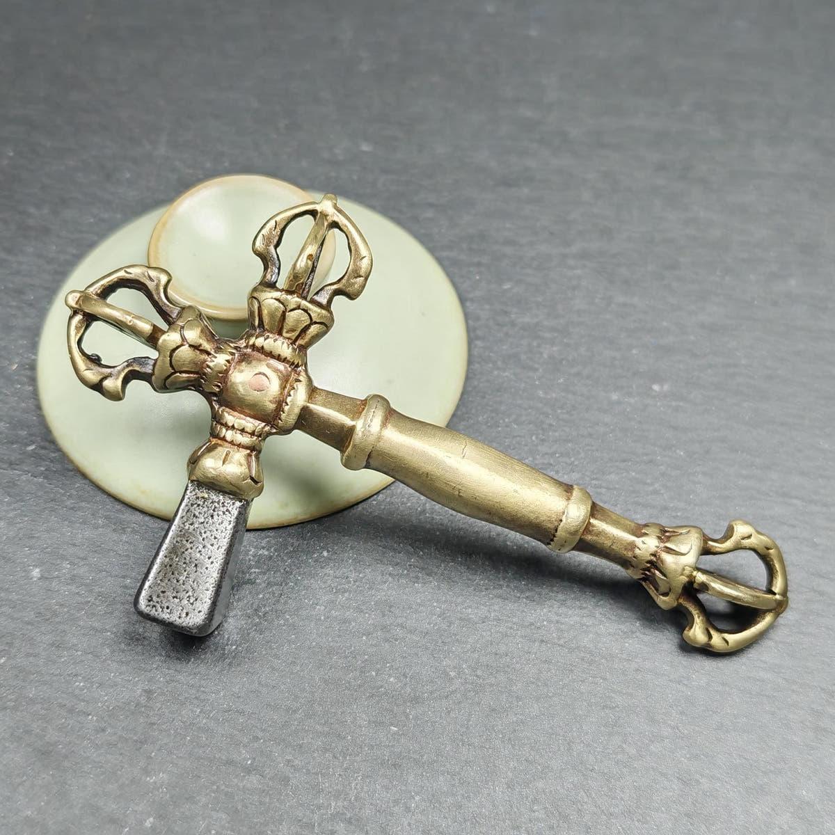 Vajra Hammer 5.1" - Tibetan Buddhist vajra, detailed view