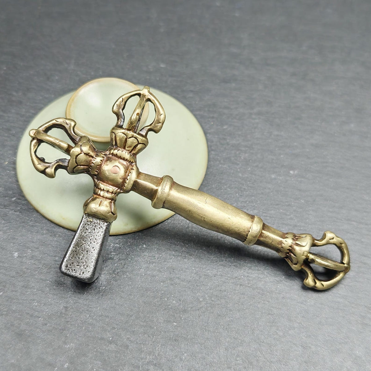 Vajra Hammer 5.1" - Tibetan Buddhist vajra, detailed view