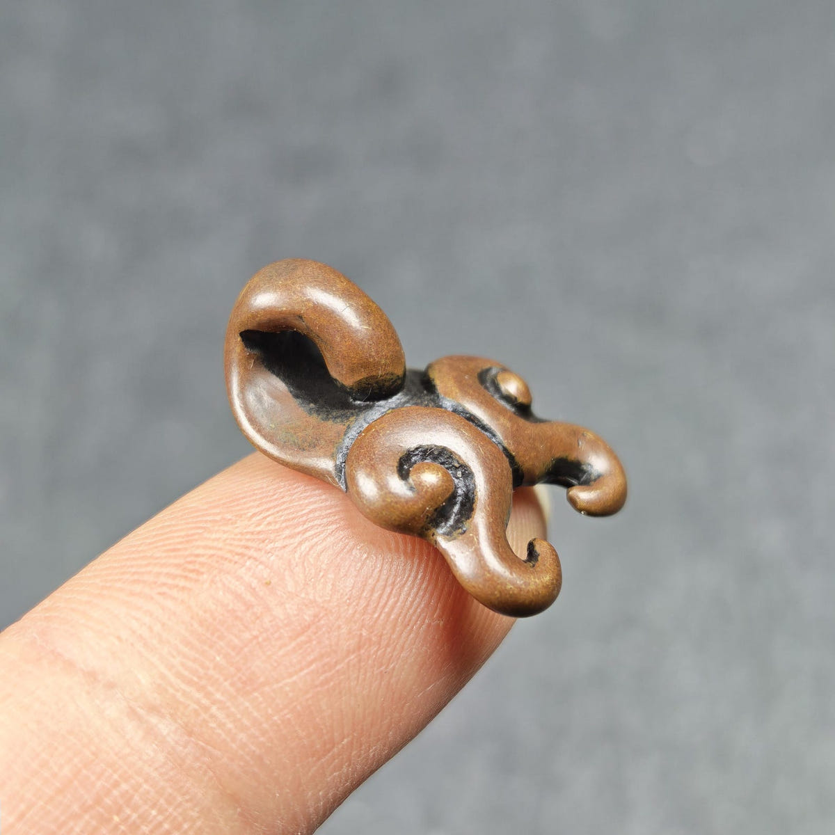 Scorpion Guru Amulet of Padmasambhava - Tibetan Buddhist amulet, view 7