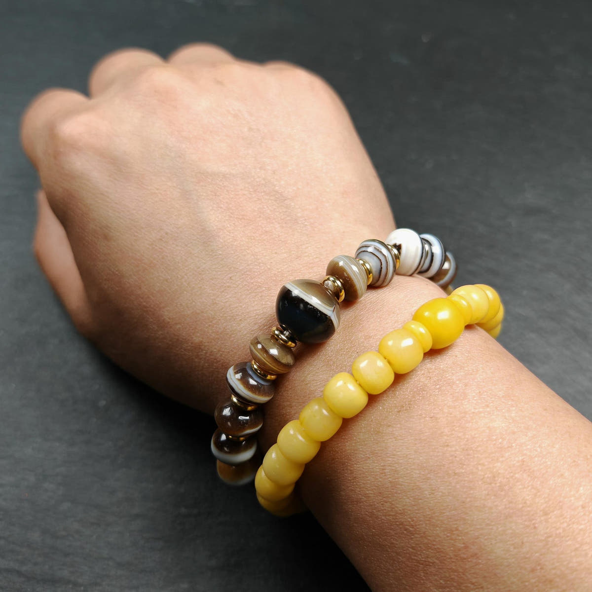 Authentic Tibetan Dzi Wrist Mala Medicine Buddha Bracelet - Tibetan Buddhist mala beads, view 4