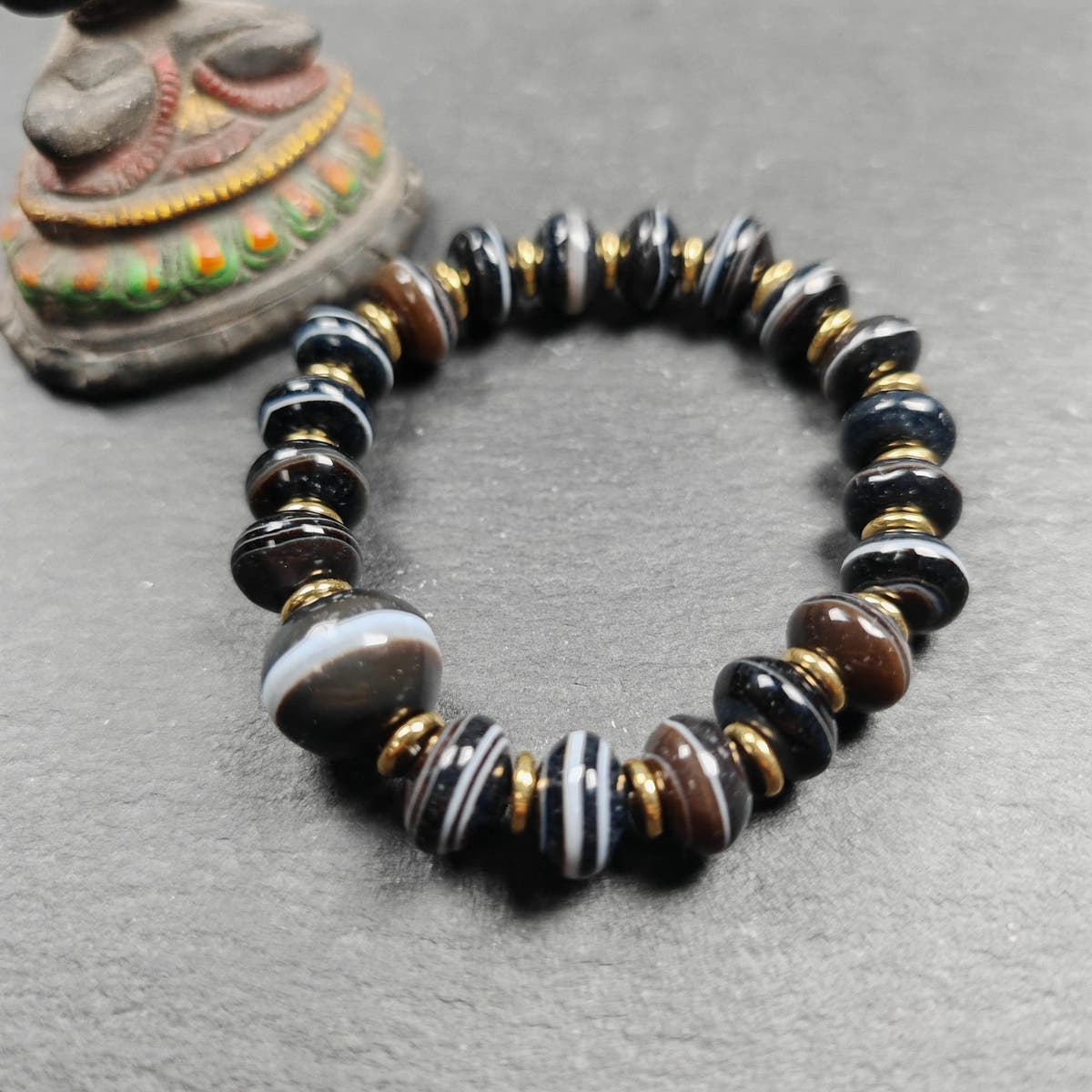 Tibetan Dzi Wrist Mala Medicine Buddha Bracelet - Decades Old - Tibetan Buddhist mala beads, view 8