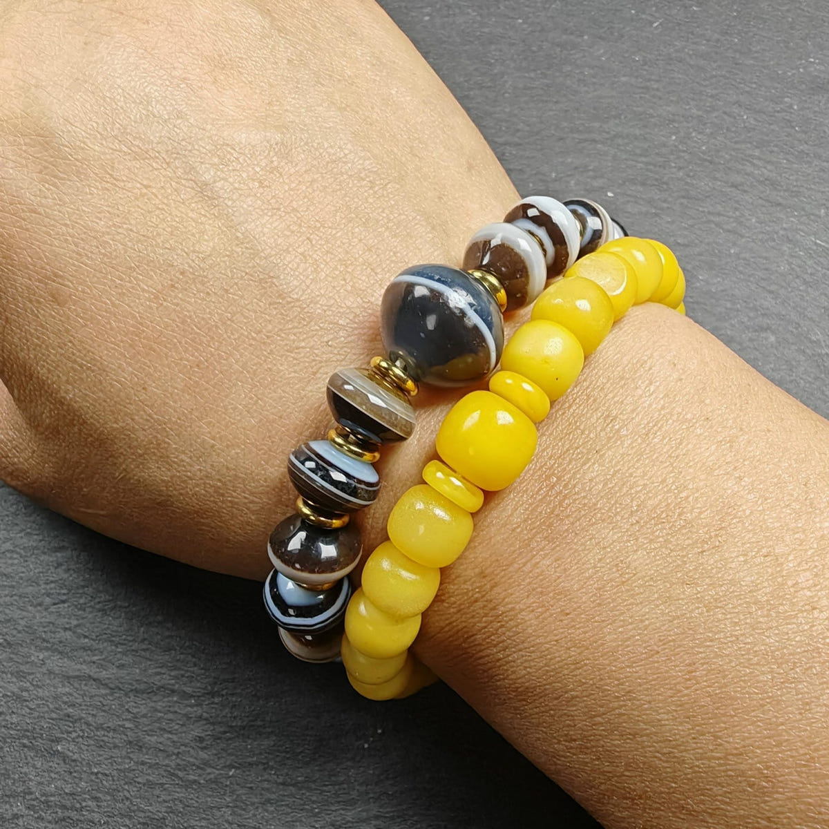 Authentic Tibetan Dzi Wrist Mala - Brown Medicine Buddha Bracelet - Decades Old - Tibetan Buddhist mala beads, view 4