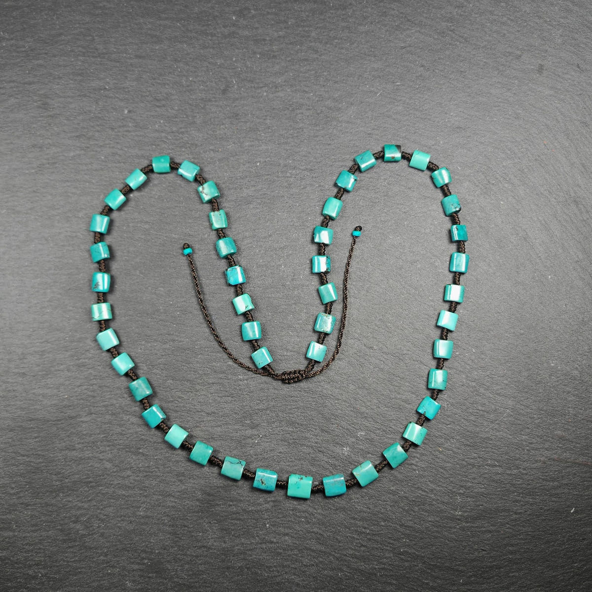 Turquoise Beads Necklace for Woman - 33cm Length - Tibetan Buddhist mala beads, front view