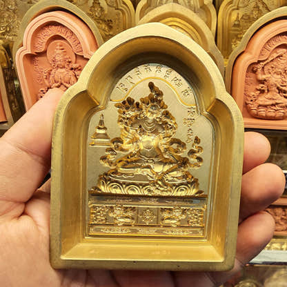 Bordered Yellow Tara Tsa Tsa Mold - Tibetan tsa tsa mold, detailed view