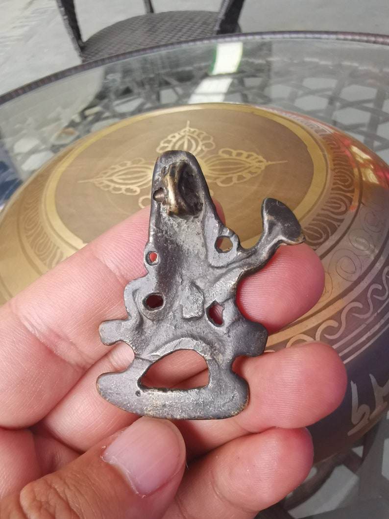 Buddhist Protective Pendant,Wrathful Vajrapani Amulet Badge,Made of Thokcha,100  - Tibetan Buddhist amulet, view 5