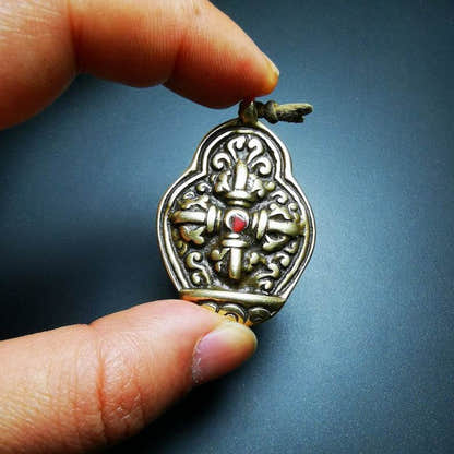 Buddhist Protective Pendant,Cross Vajra Amulet, 50 years old - Tibetan Buddhist amulet, view 5