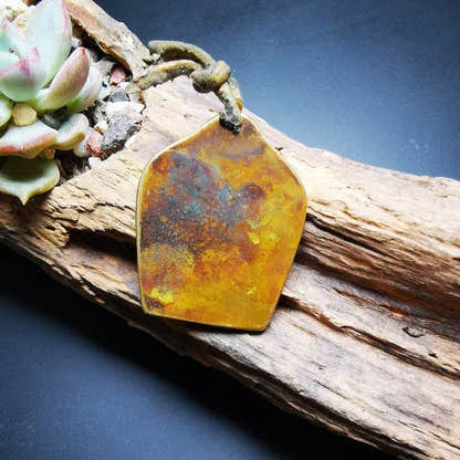 Buddhist Protective Pendant,Je Tsongkhapa Amulet,Losang Drakpa,Je Rinpoche - Tibetan Buddhist amulet, detailed view