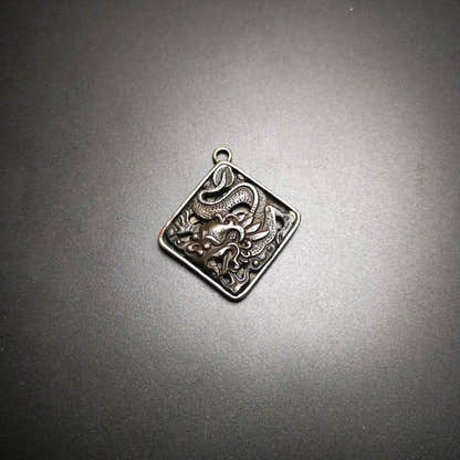 Amulet,Dragon -the Four Dignities - Tibetan Buddhist amulet, view 5