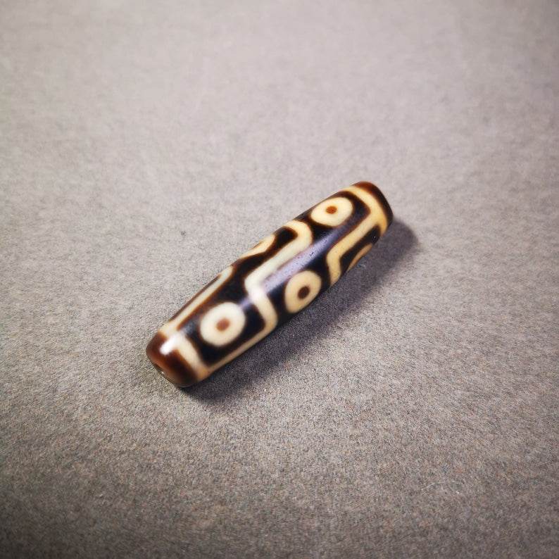 9 Eyes Dzi Bead - Tibetan dzi bead, view 4
