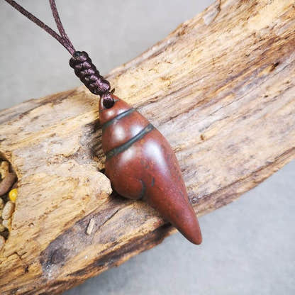 Acient Shankha Divine Conch Badge,Tibetan Buddhist Protective Amulet Pendant,Mad - Tibetan Buddhist amulet, front view